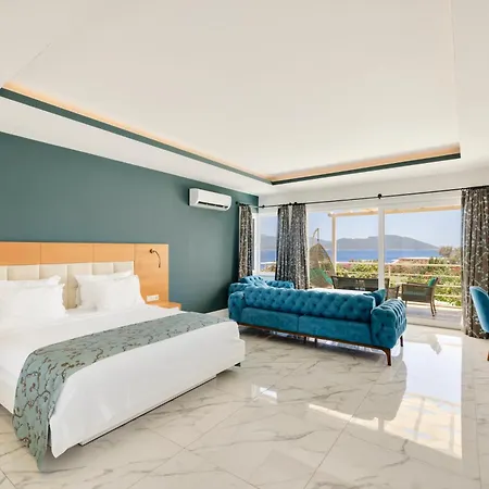 Blanca Hotel *