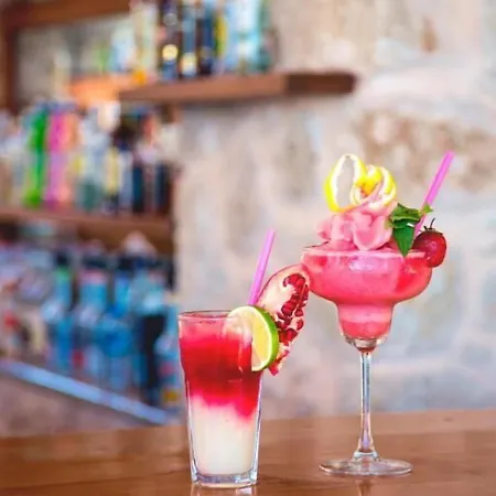 Blanca Hotel *